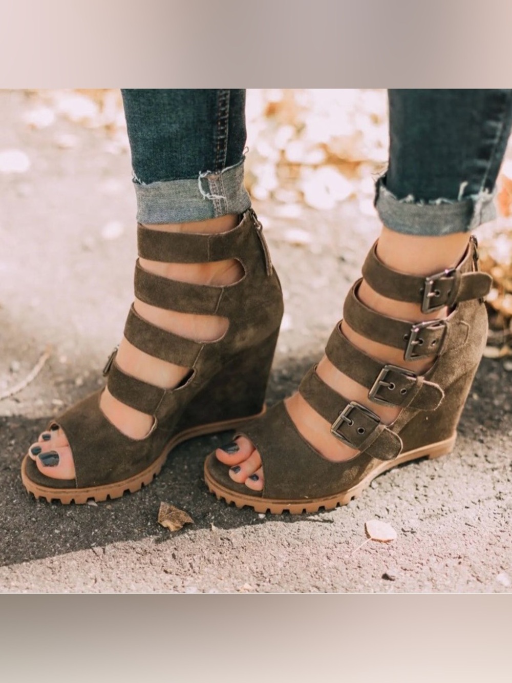 Linea Paolo Wisteria Buckle Wedge Sandal in Dark Olive Suede Size 9 MSRP $139